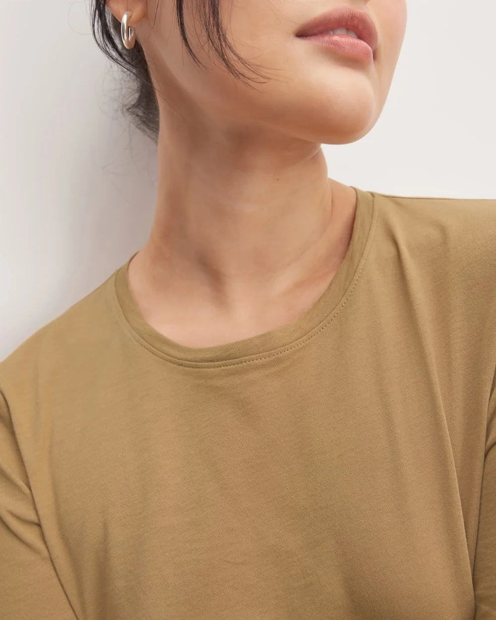 The Organic Cotton Long-Sleeve Crew | Tiger's Eye (2)