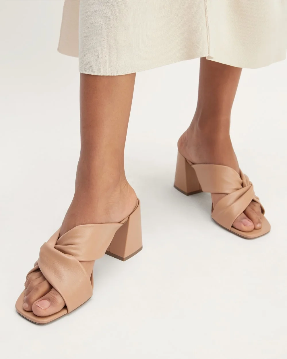 The Day Twist Heel | Blush Tan (2)