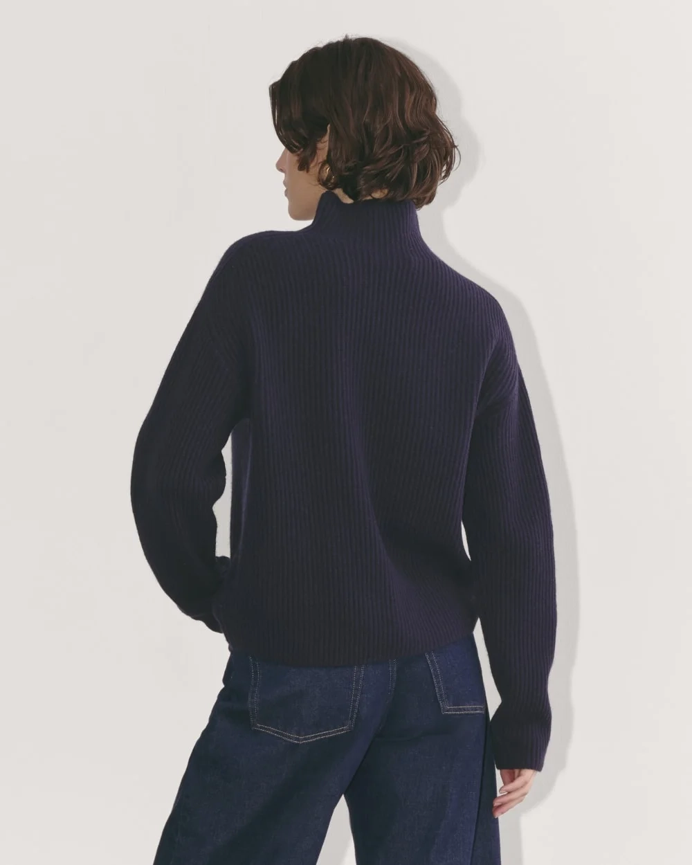 The Fisherman Turtleneck in Wool Cashmere | Navy (4)