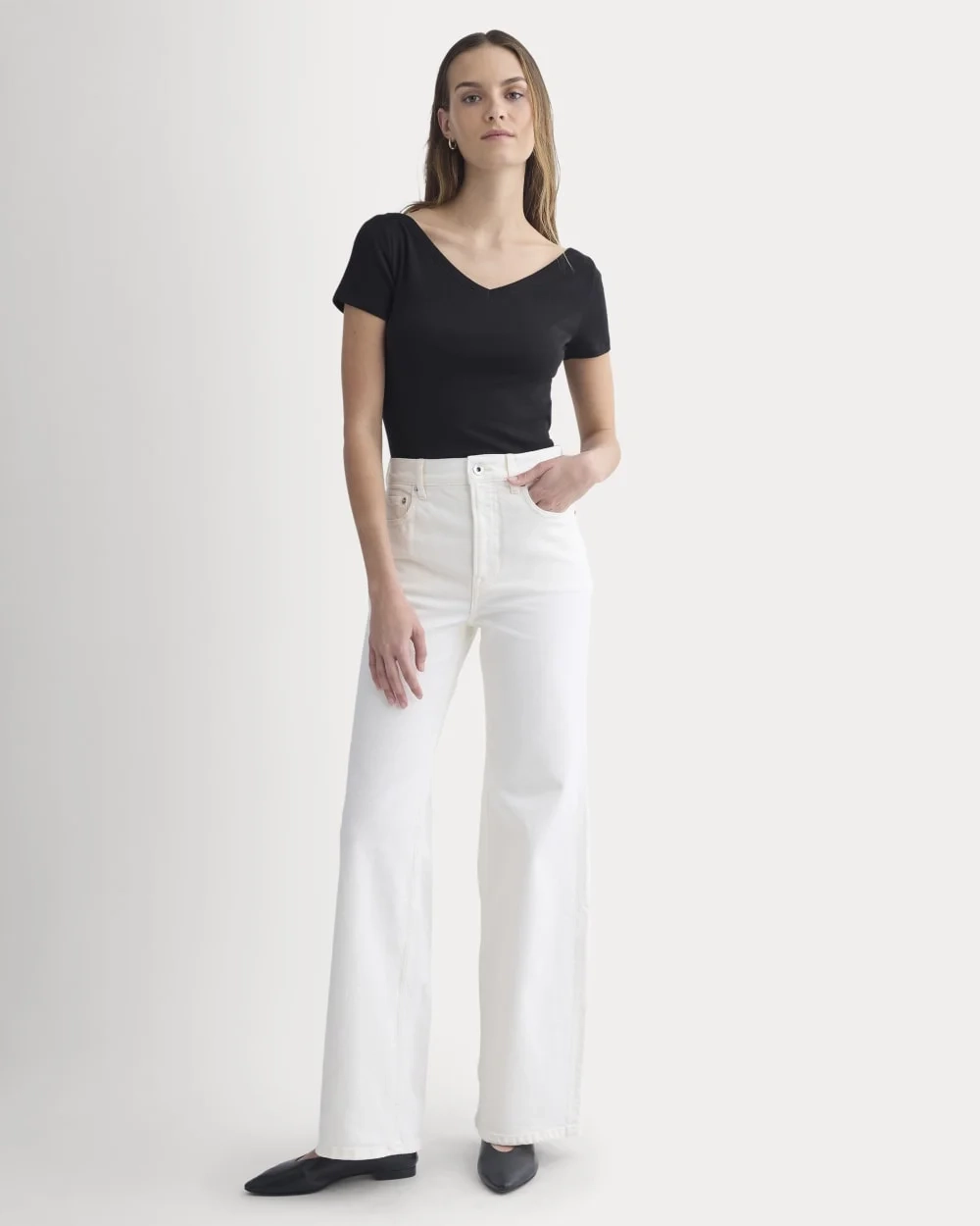 Tissue Short-Sleeve V-Neck Top | Black (4)