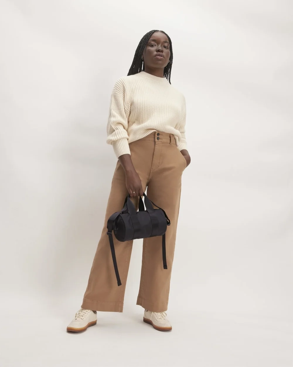 The Recycled Nylon Crossbody | Black (4)