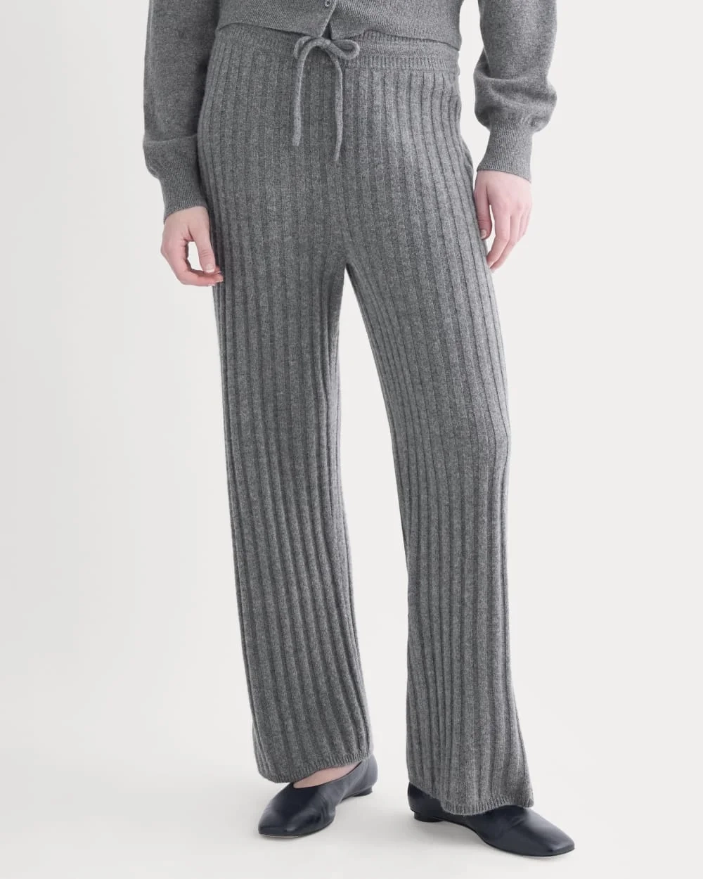 Straight-Leg Pant in Wool Cashmere | Heather Charcoal (2)