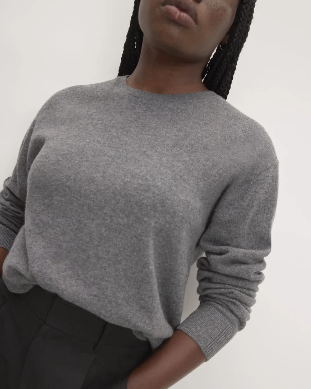 The Classic Crew in Cashmere | Heather Charcoal (3)