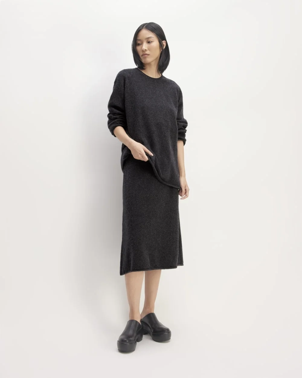 The Cozy-Stretch Crew | Charcoal (2)