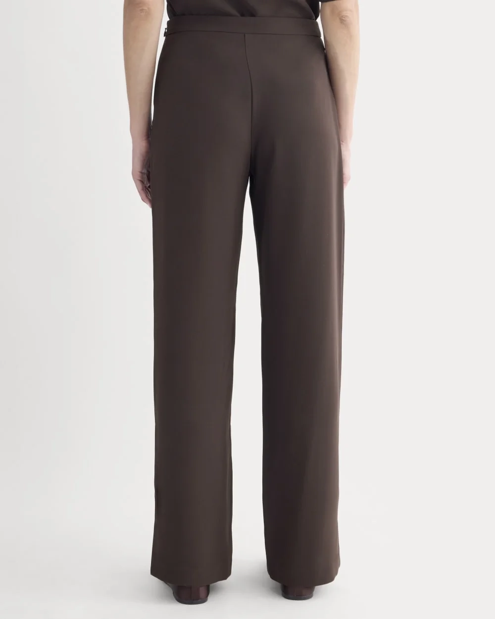 Drapey Crepe Pant | Dark Chocolate (2)