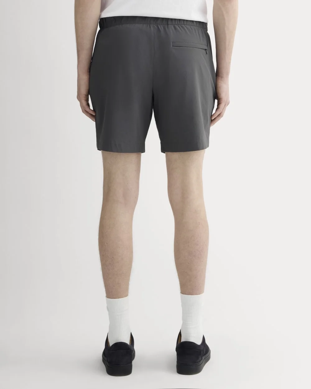 The Tech Pull-On Short | Graphite (3)