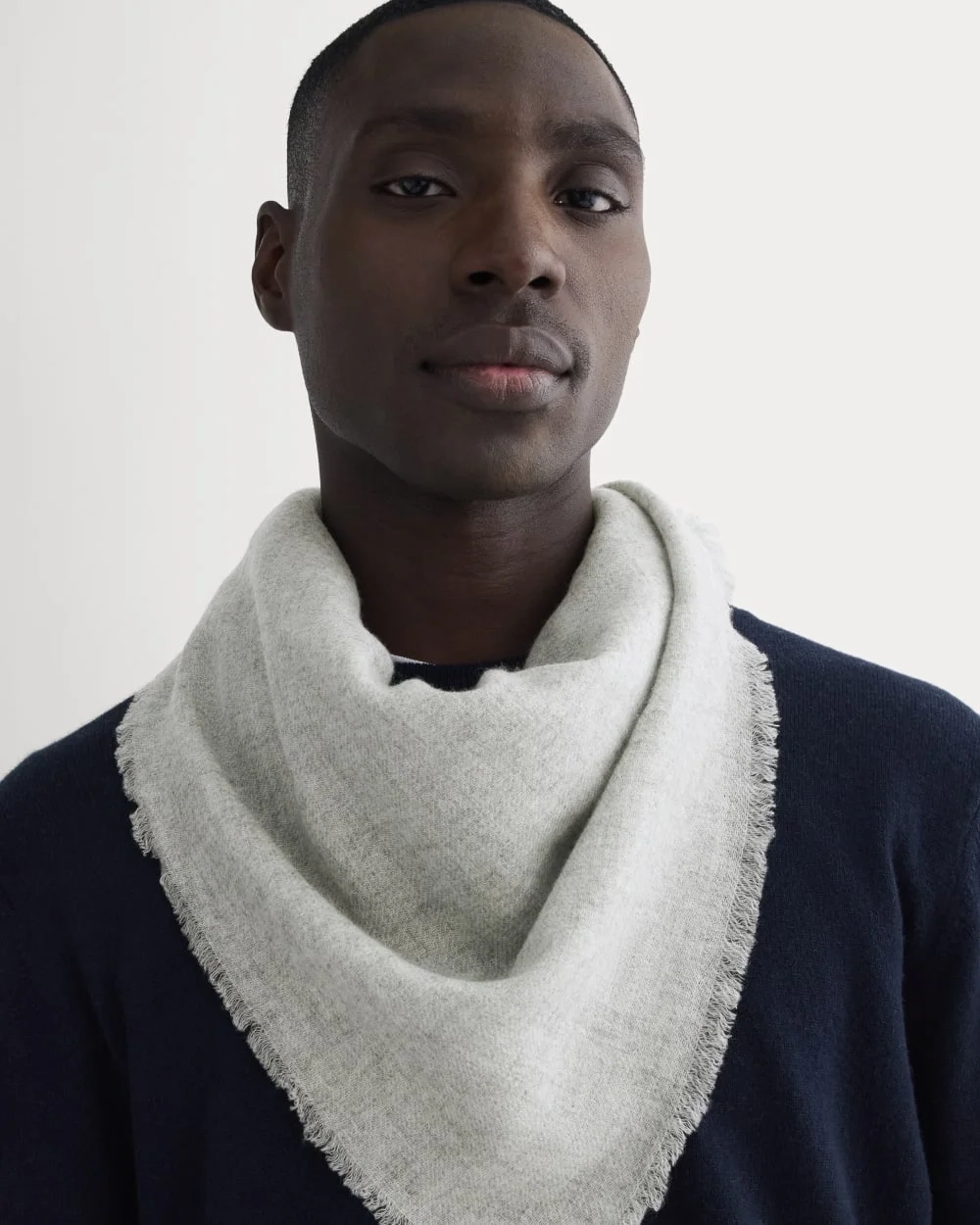 The Cashmere Feather Scarf | Heathered Grey (2)