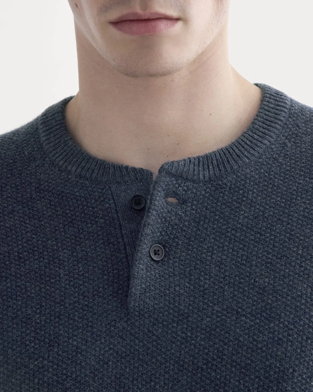 Henley in Wool Cashmere | Indigo (3)