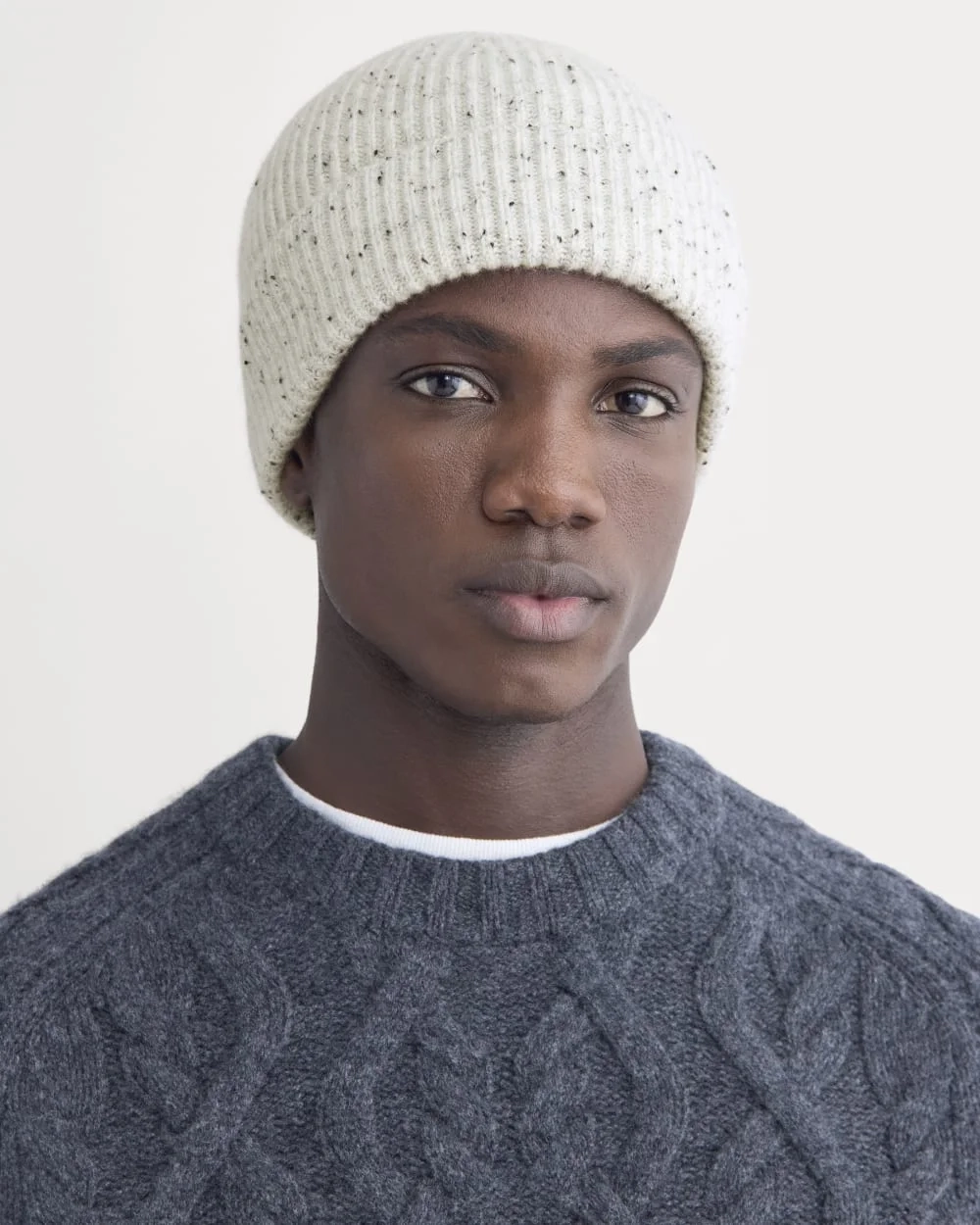 The Cashmere Ribbed Beanie | Frost Donegal (3)