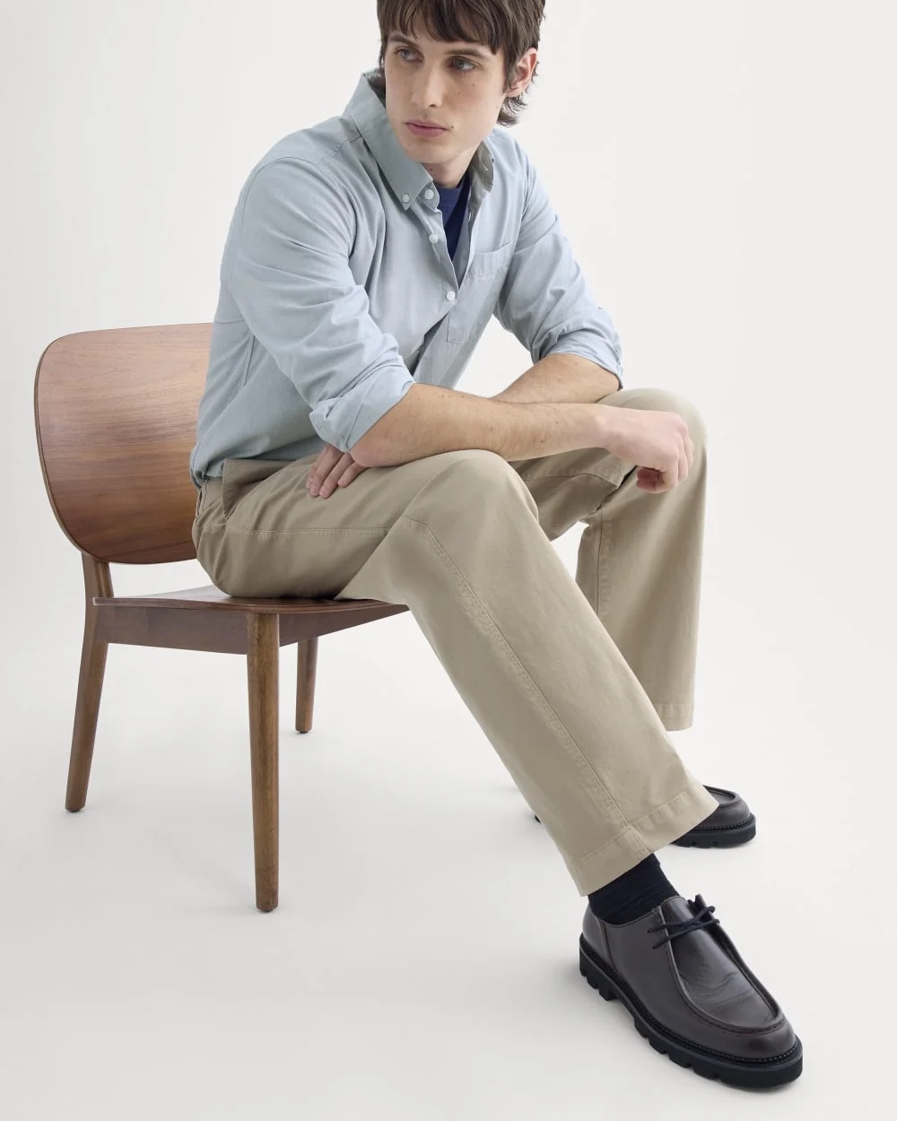 Everyday Relaxed-Fit Chino | Trench Coat Khaki (2)