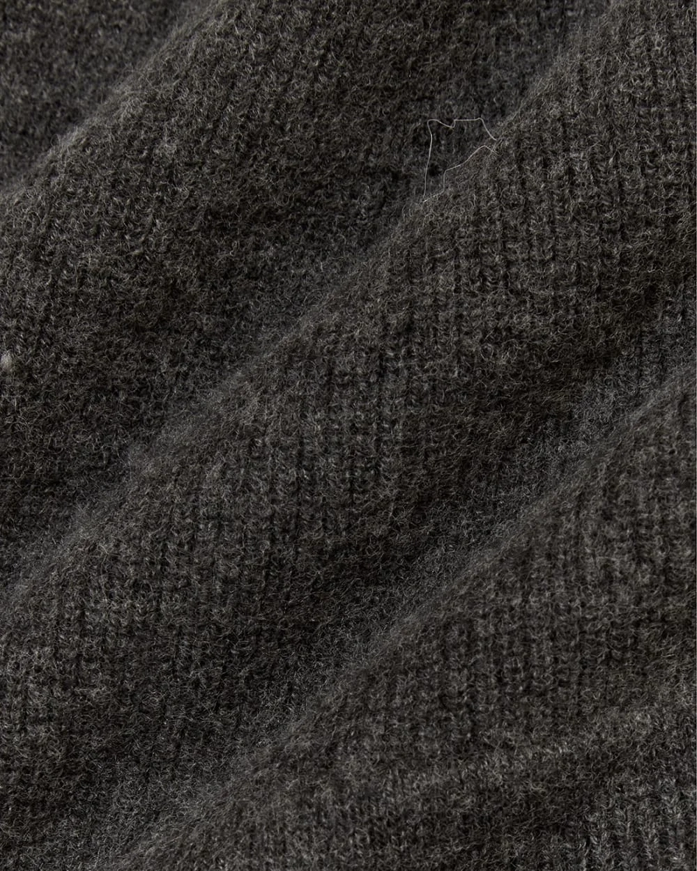 The Cabin Beanie | Heathered Soot (2)