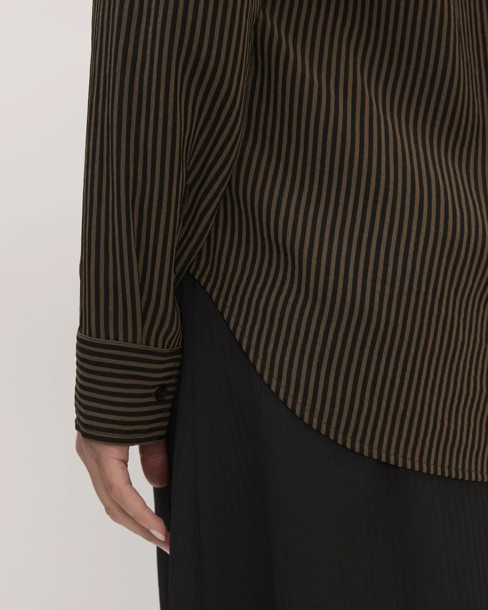 The City Stripe Relaxed Shirt | Cocoa / Black (3)
