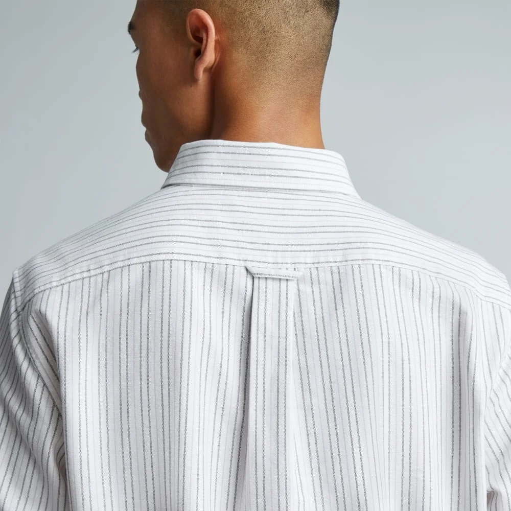 The Classic Oxford Shirt | Canvas / Mauve / Chocolate | Standard (2)