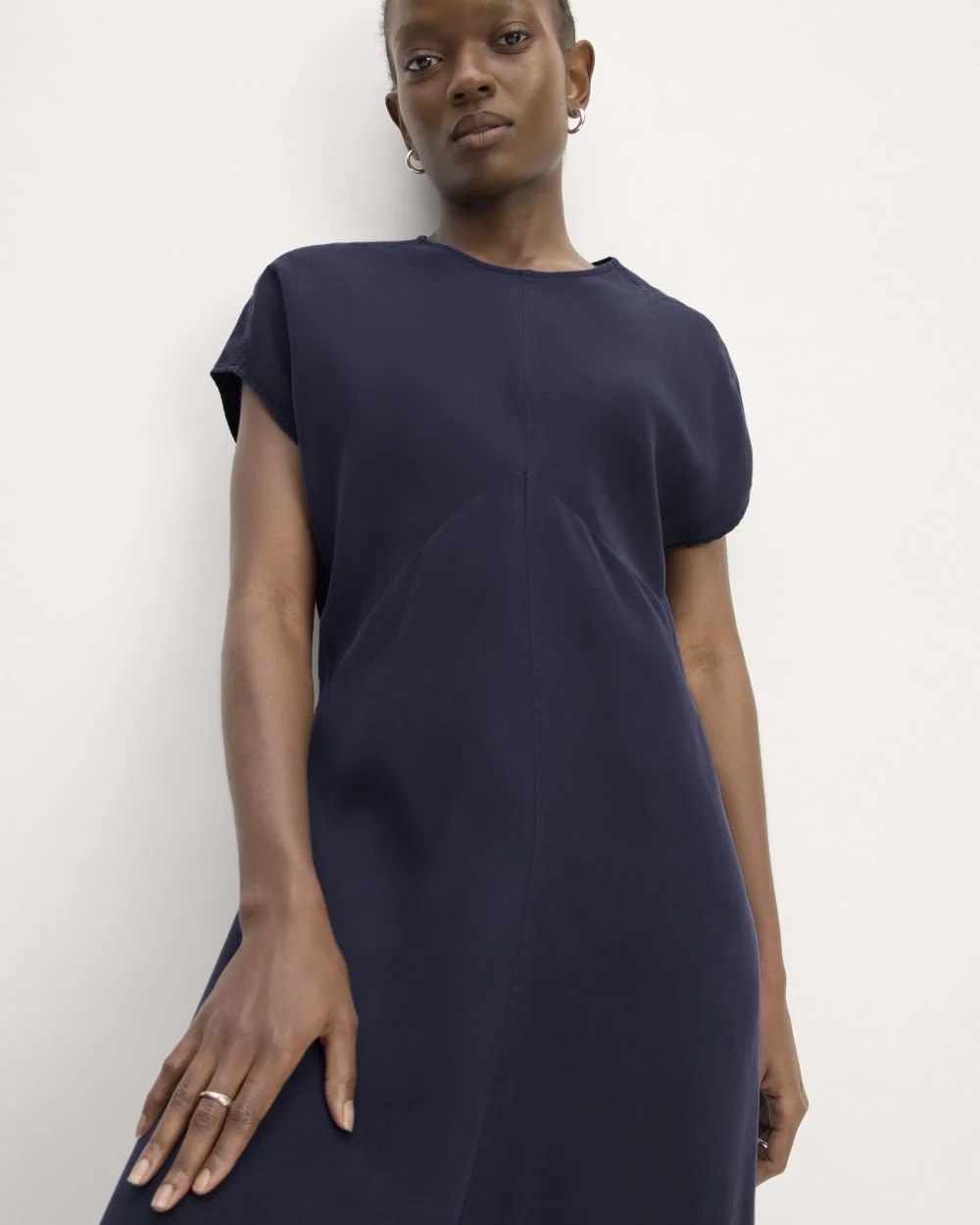 The TENCEL™ Short-Sleeve Midi Dress | Navy (2)