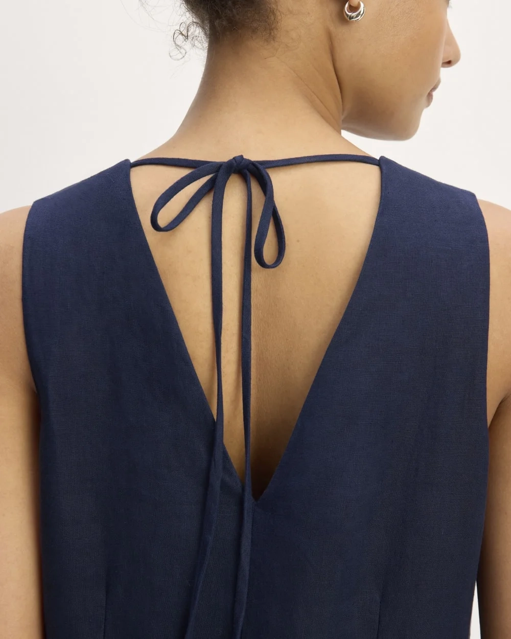 The Linen V-Neck Maxi Dress | Navy (2)