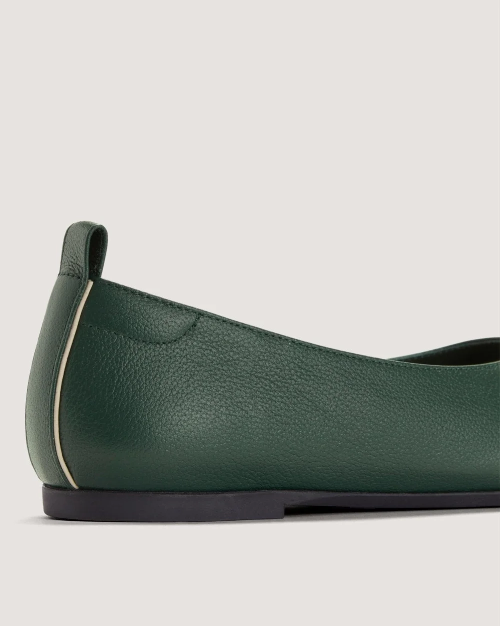 The Day Glove in Narrow Fit | Scarab (3)