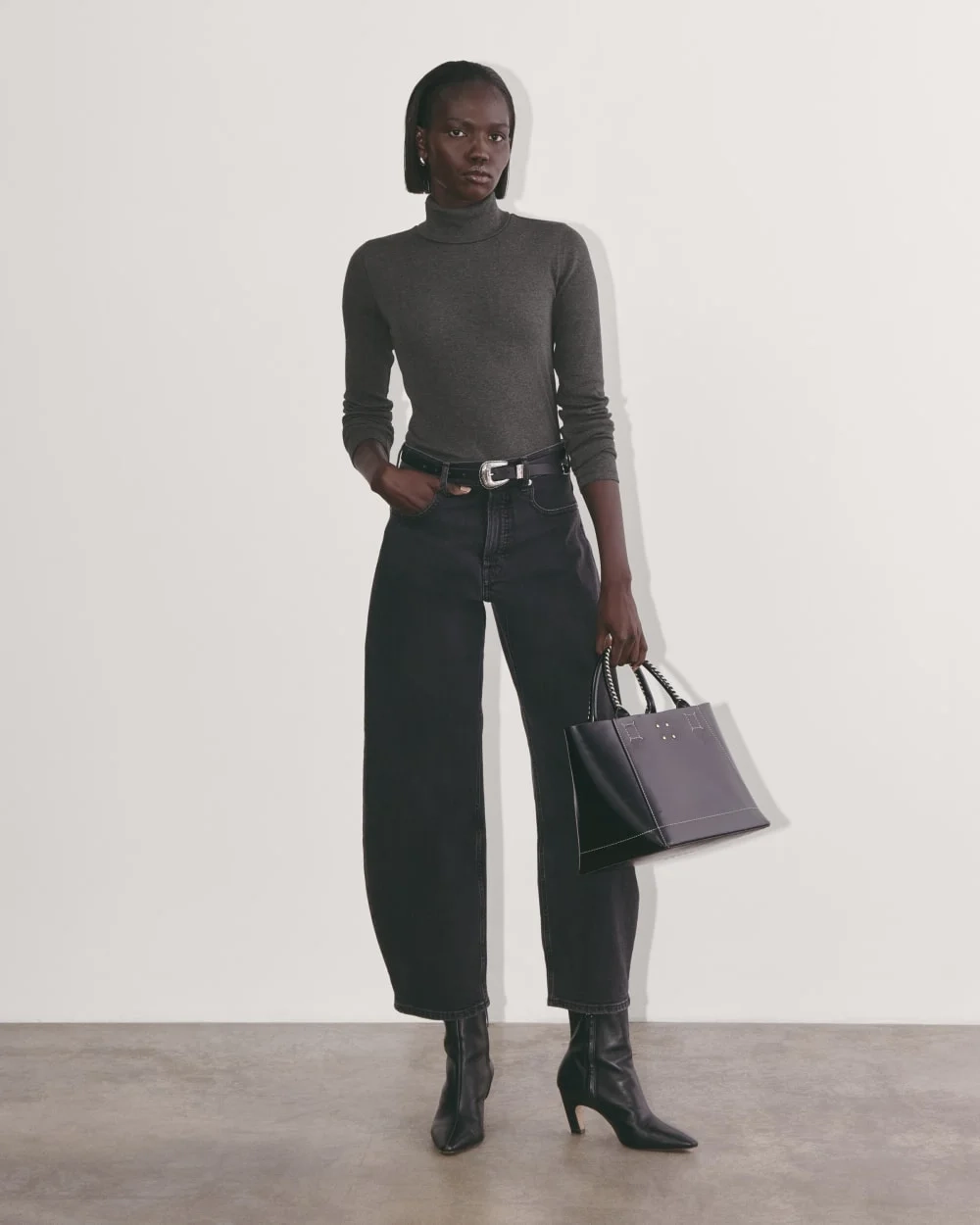 The Luxe Rib Turtleneck | Heathered Soot (3)