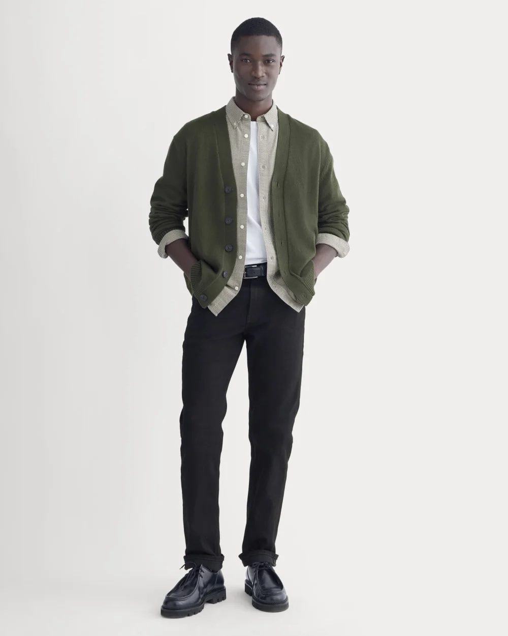 The Classic Cardigan in Everyday Cotton | Dark Green (2)