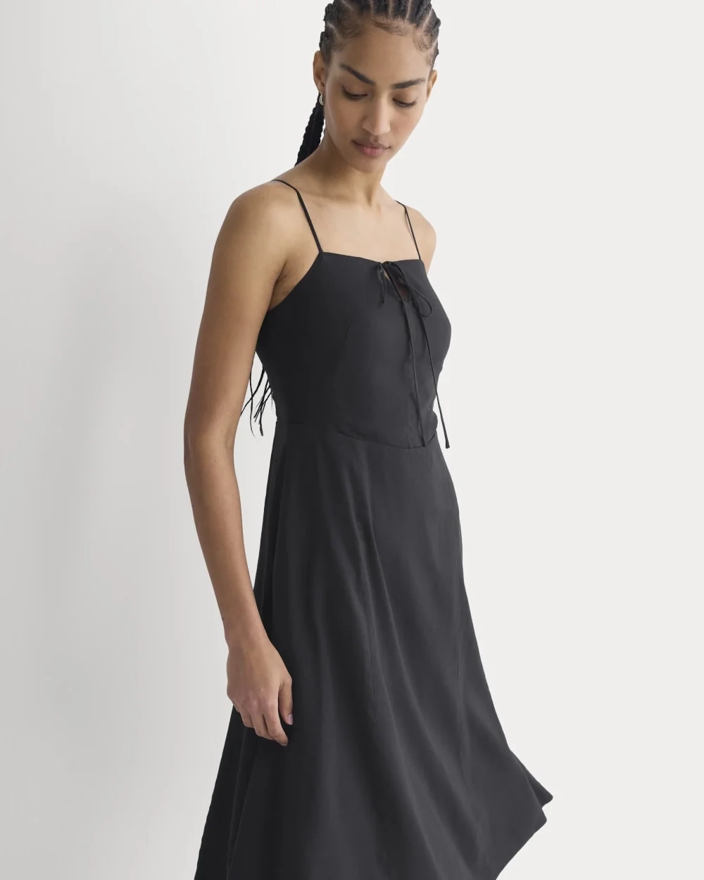 Tie-Neck Dress in Stretch Linen | Black (3)