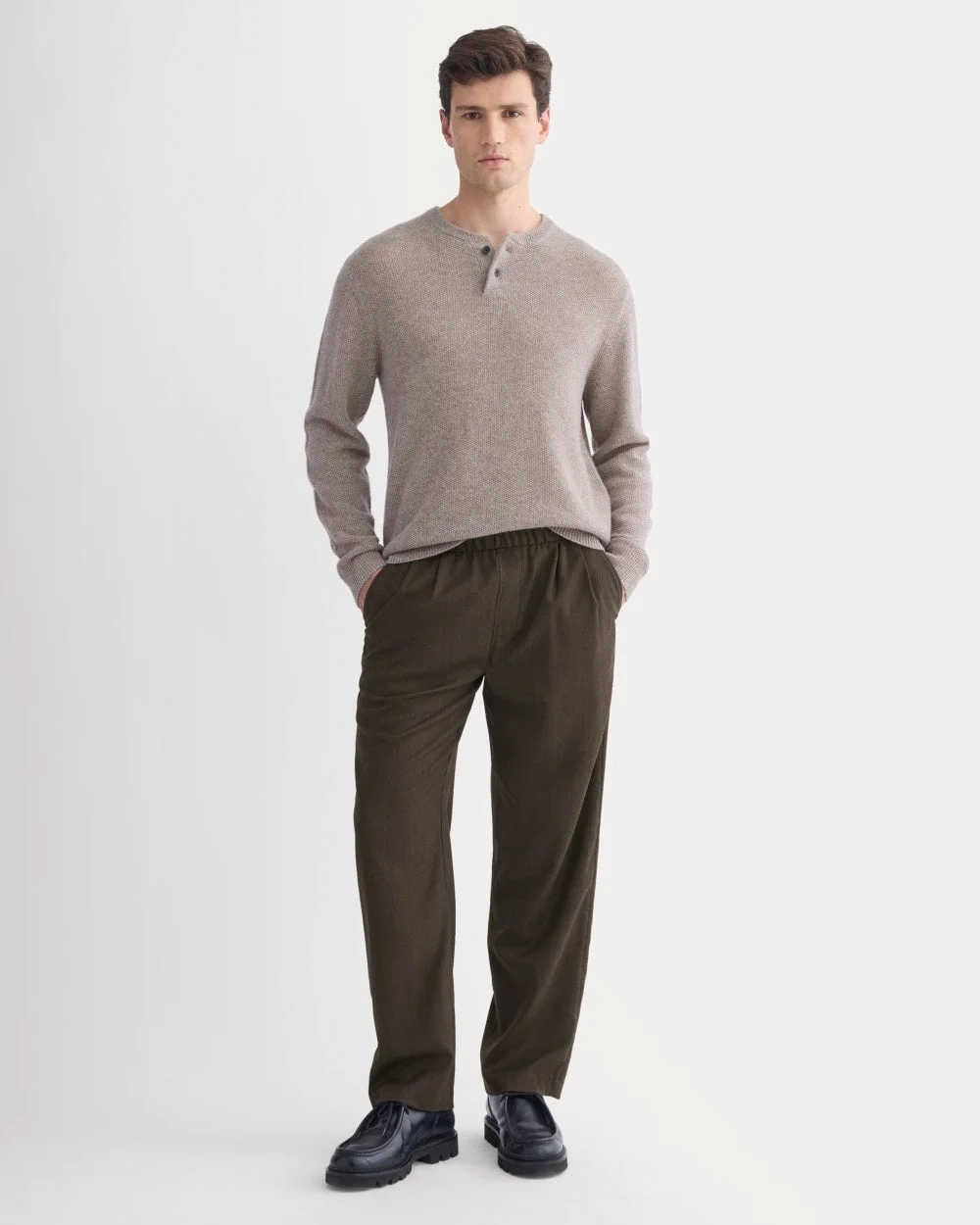 Henley in Wool Cashmere | Light Heathered Taupe (4)