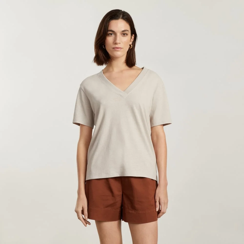 The Vintage V-Neck Hemp Tee | Moonlit Cloud (4)