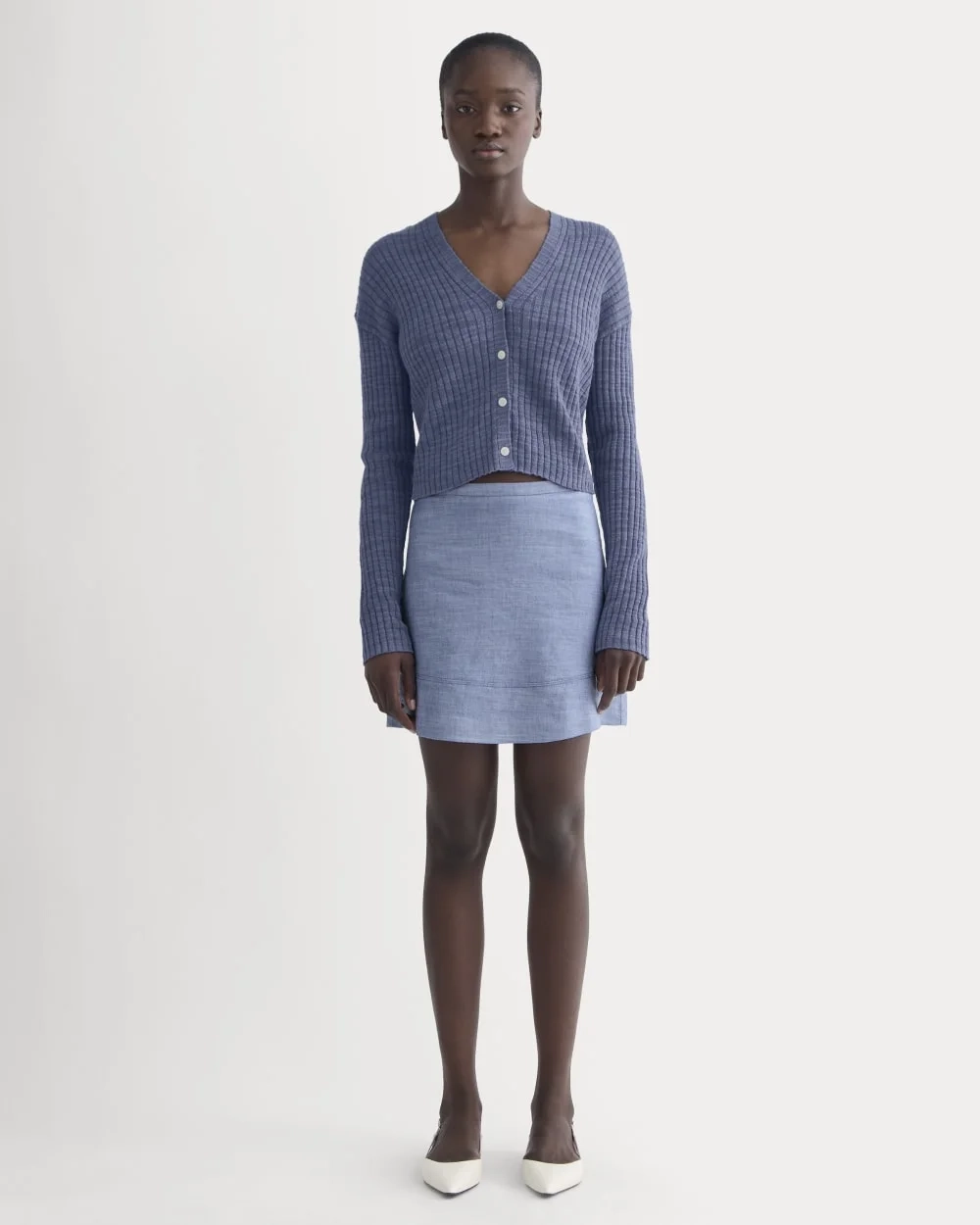 The Ribbed Cardigan in Cotton Linen | Indigo (3)