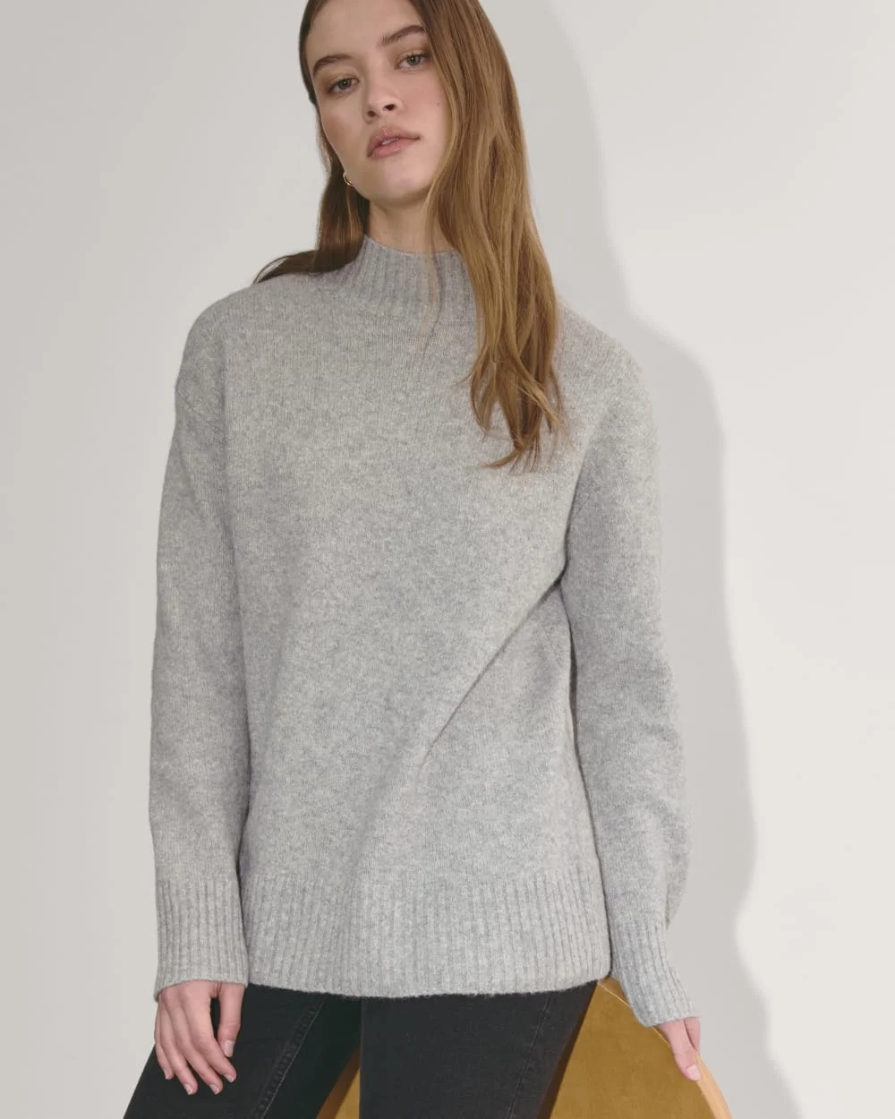 The Mockneck Sweater in Plush Cotton | Heathered Grey (3)