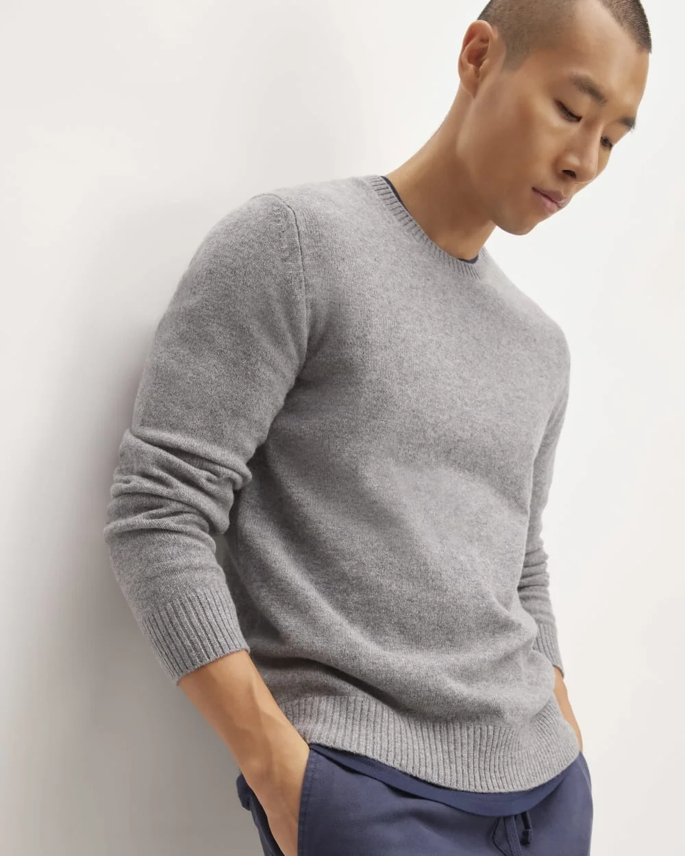 The Premium Merino Crew Neck Sweater | Heathered Mid-Grey (3)