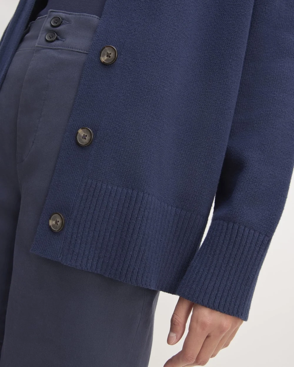 The Organic Cotton Cardigan | Navy (3)