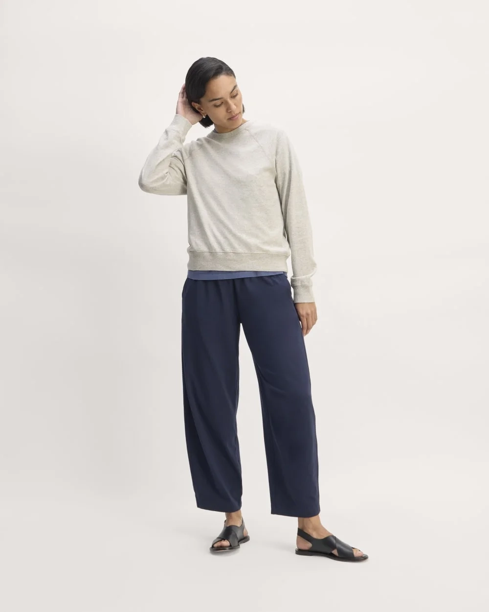 The Off-Duty Long-Sleeve Tee | Pale Heather Grey (3)