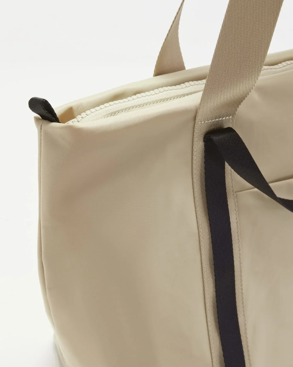 The Recycled Nylon Tote | Khaki (6)