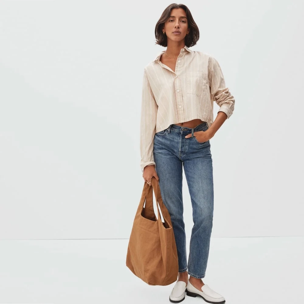 The Way-Short Shirt in Silky Cotton | Golden Brown / White (4)