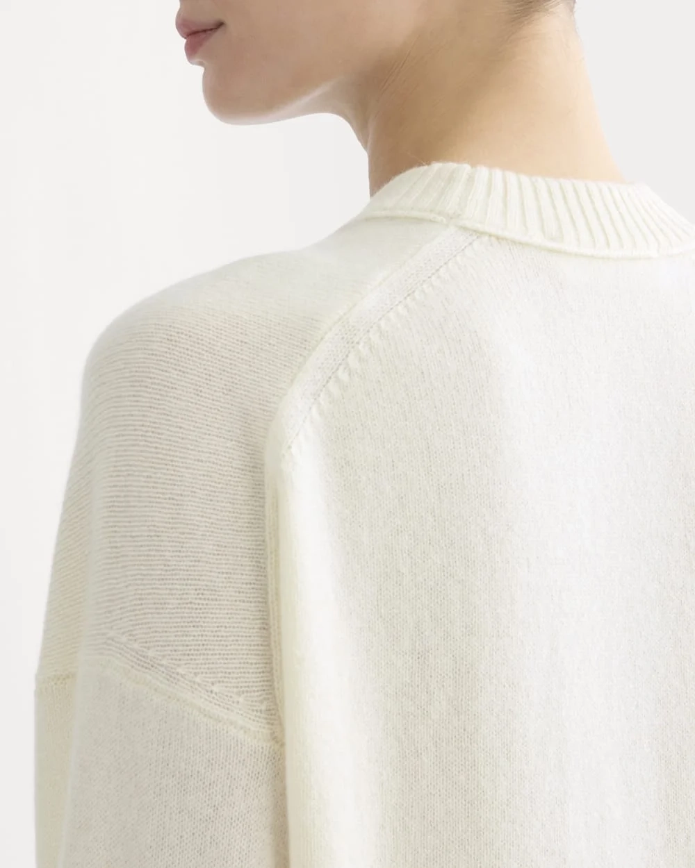 Cashmere Boyfriend Sweater | Snow (4)
