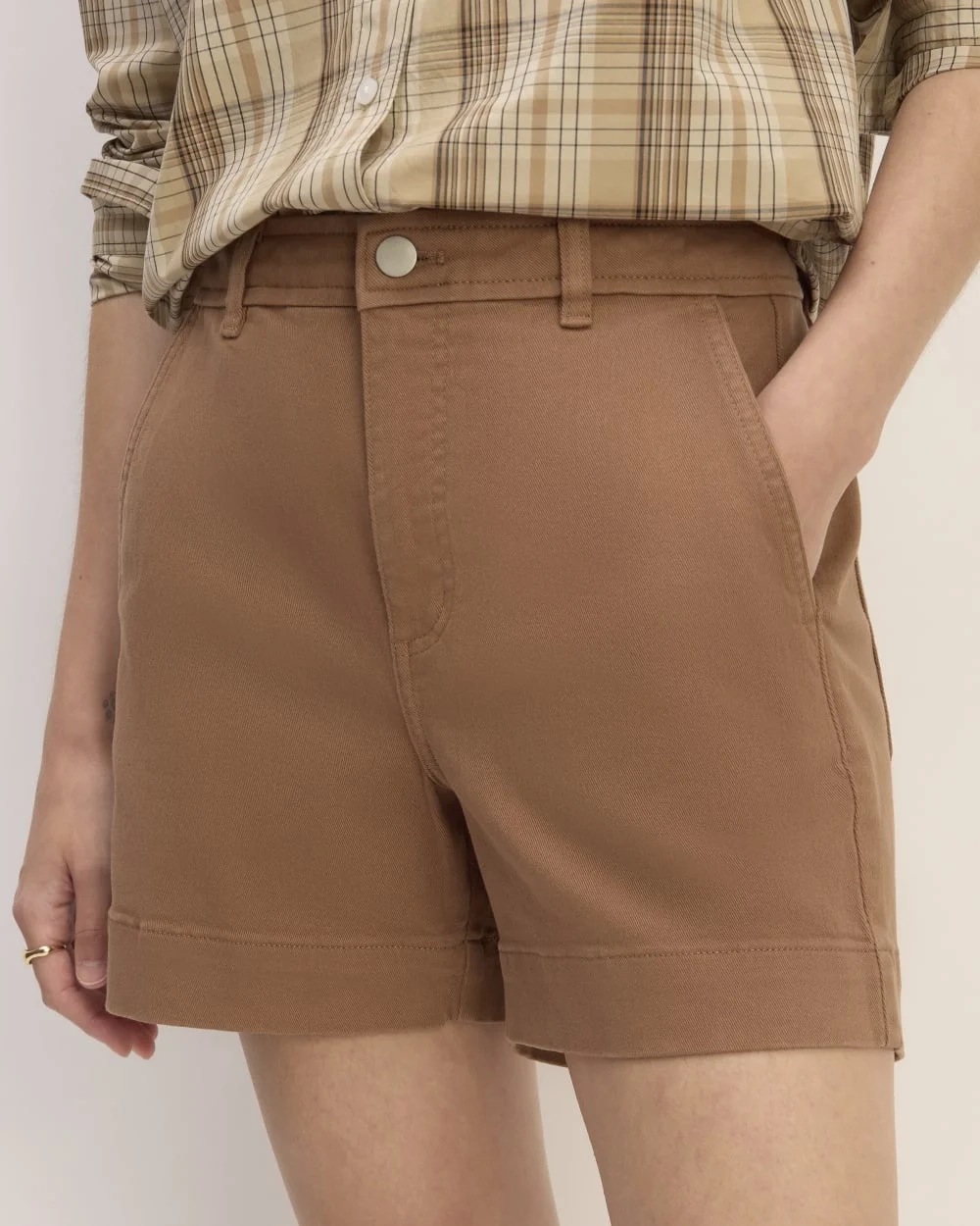 The Utility Short | Carob Brown (3)