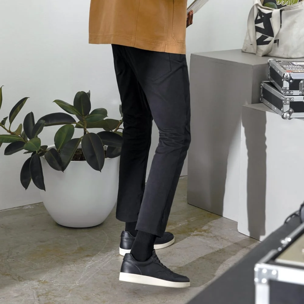 The Performance 5-Pocket Pant | Uniform | Black (5)