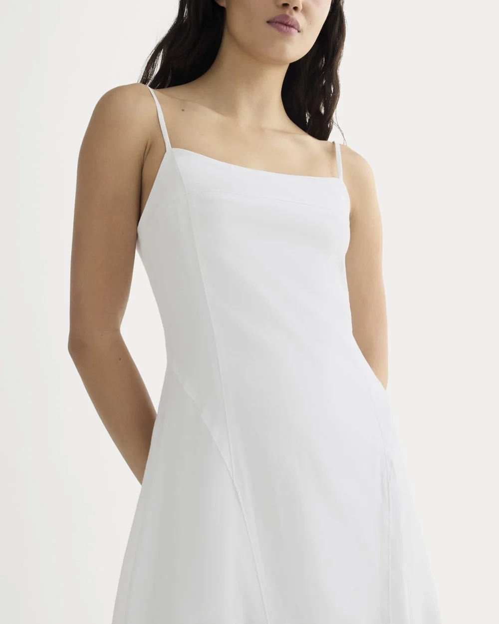 The Seamed Dress in Stretch Linen | White (3)