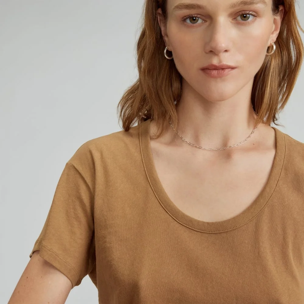 The Air Scoop-Neck Tee | Toasted Coconut (2)