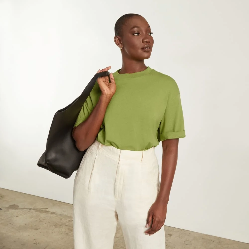 The Premium Weight Relaxed Tee | Pepper (2)
