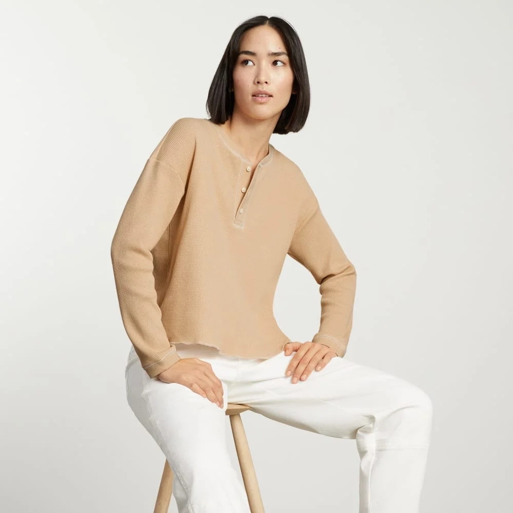 The Organic Cotton Waffle Henley | Sesame (3)
