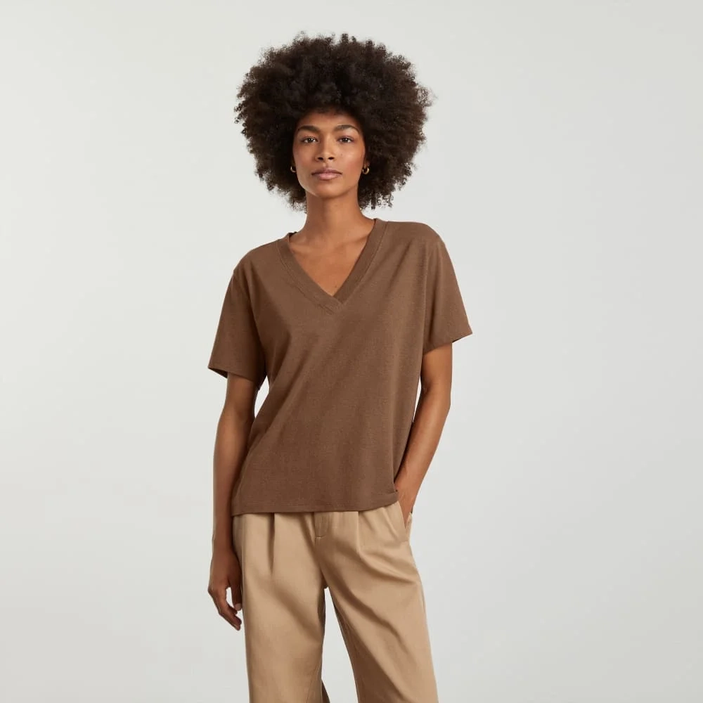 The Vintage V-Neck Hemp Tee | Espresso (3)