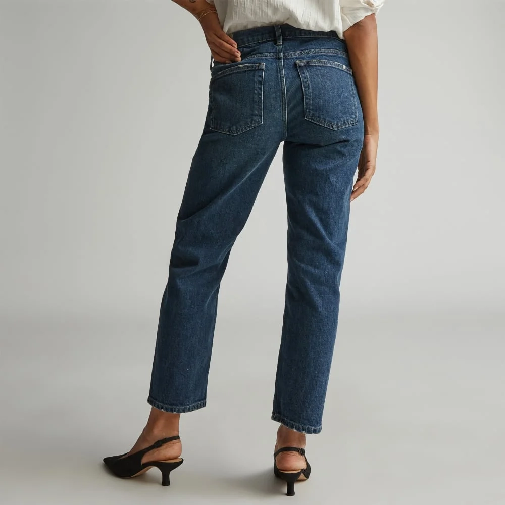 The Low-Rise Shortie Jean | Dark Ink (5)