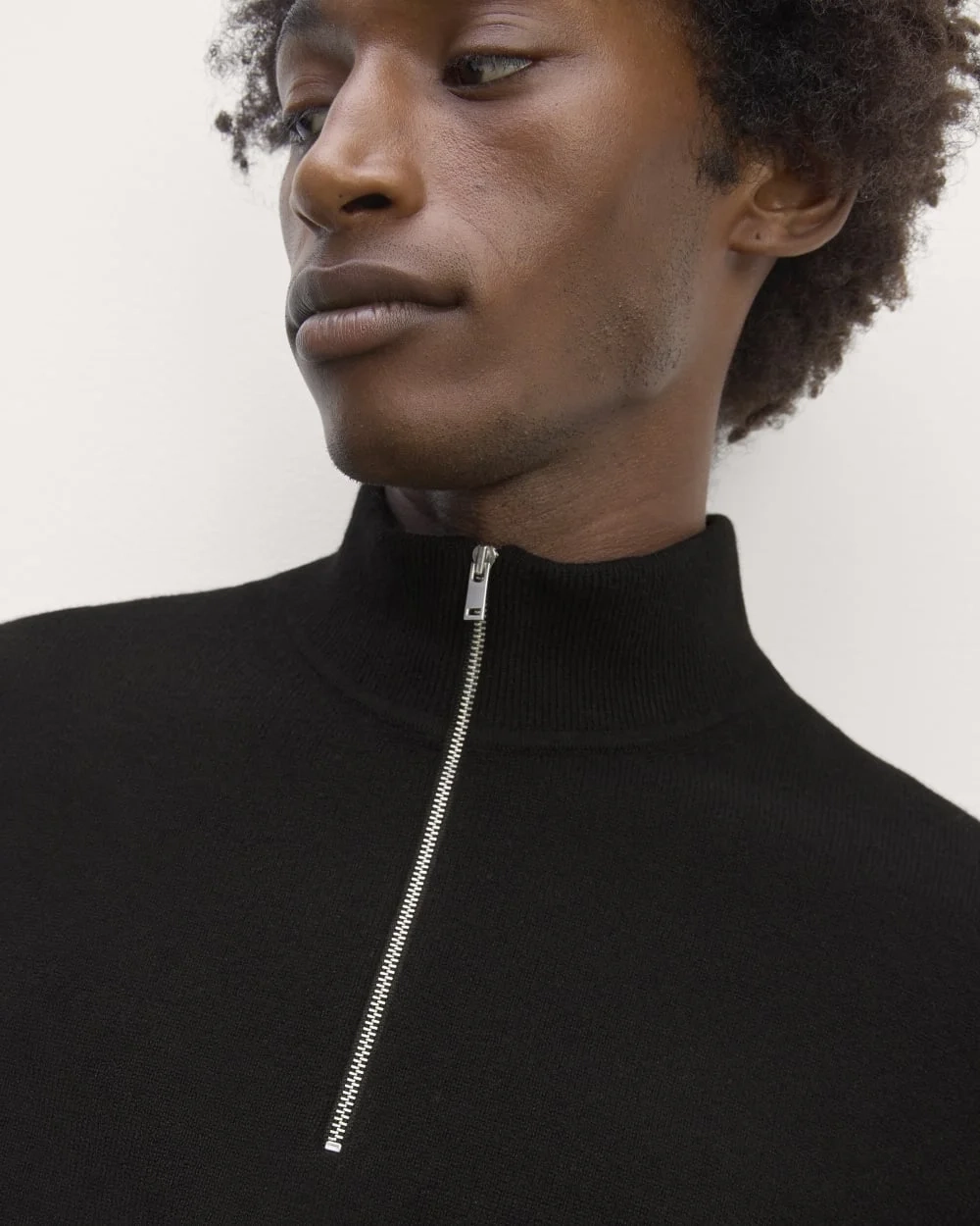 The Quarter-Zip in Cashmere |  Black (3)