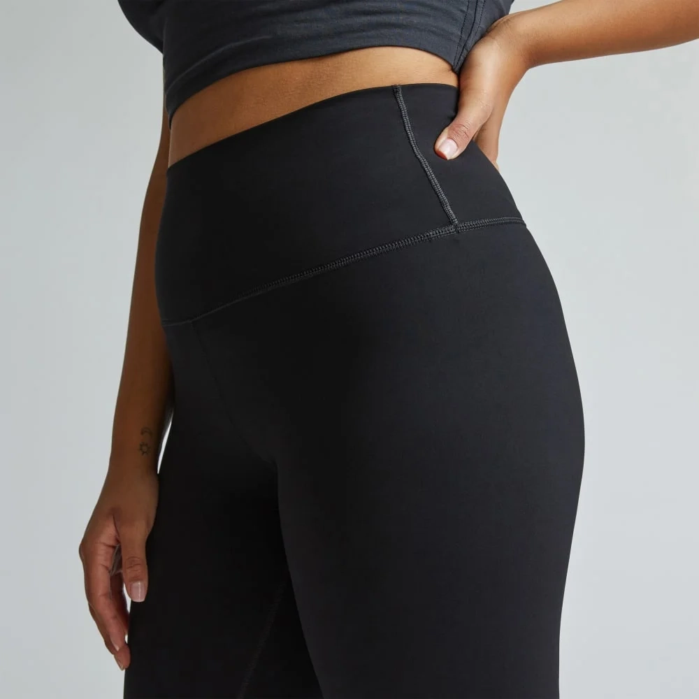 The Perform Legging® | Black | Regular (2)