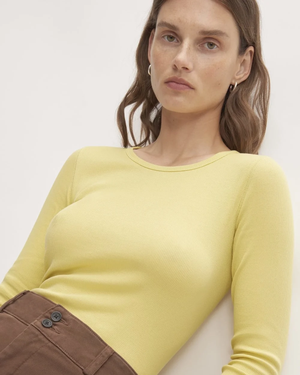 The Luxe Rib Long-Sleeve Crew | Raffia (3)