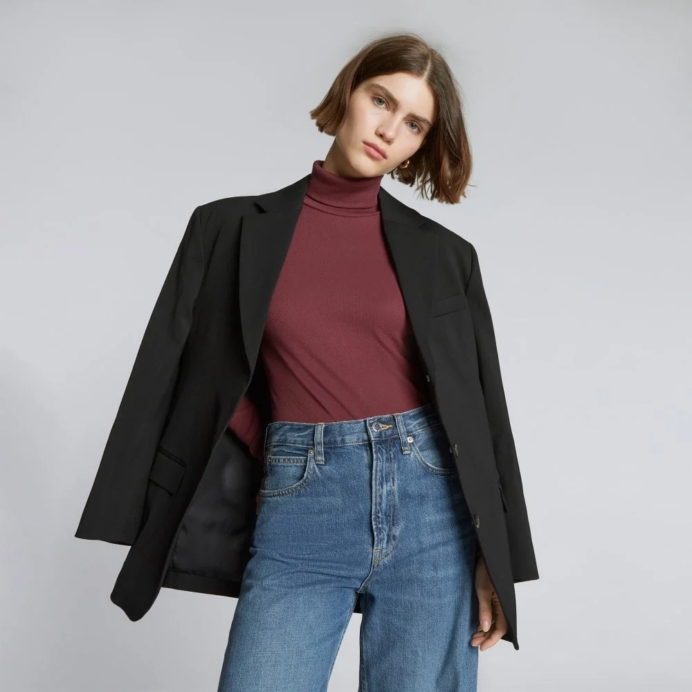The Luxe Micro-Rib Turtleneck | Brandy (3)