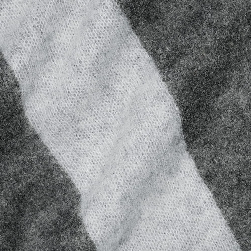 The Alpaca Patterned Scarf | Light Heather Grey / Dark Charcoal (4)