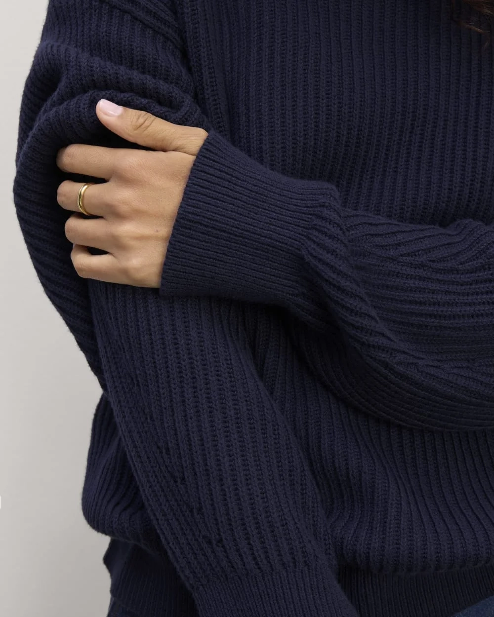 The Cocoon Crew in Everyday Cotton | Navy (3)