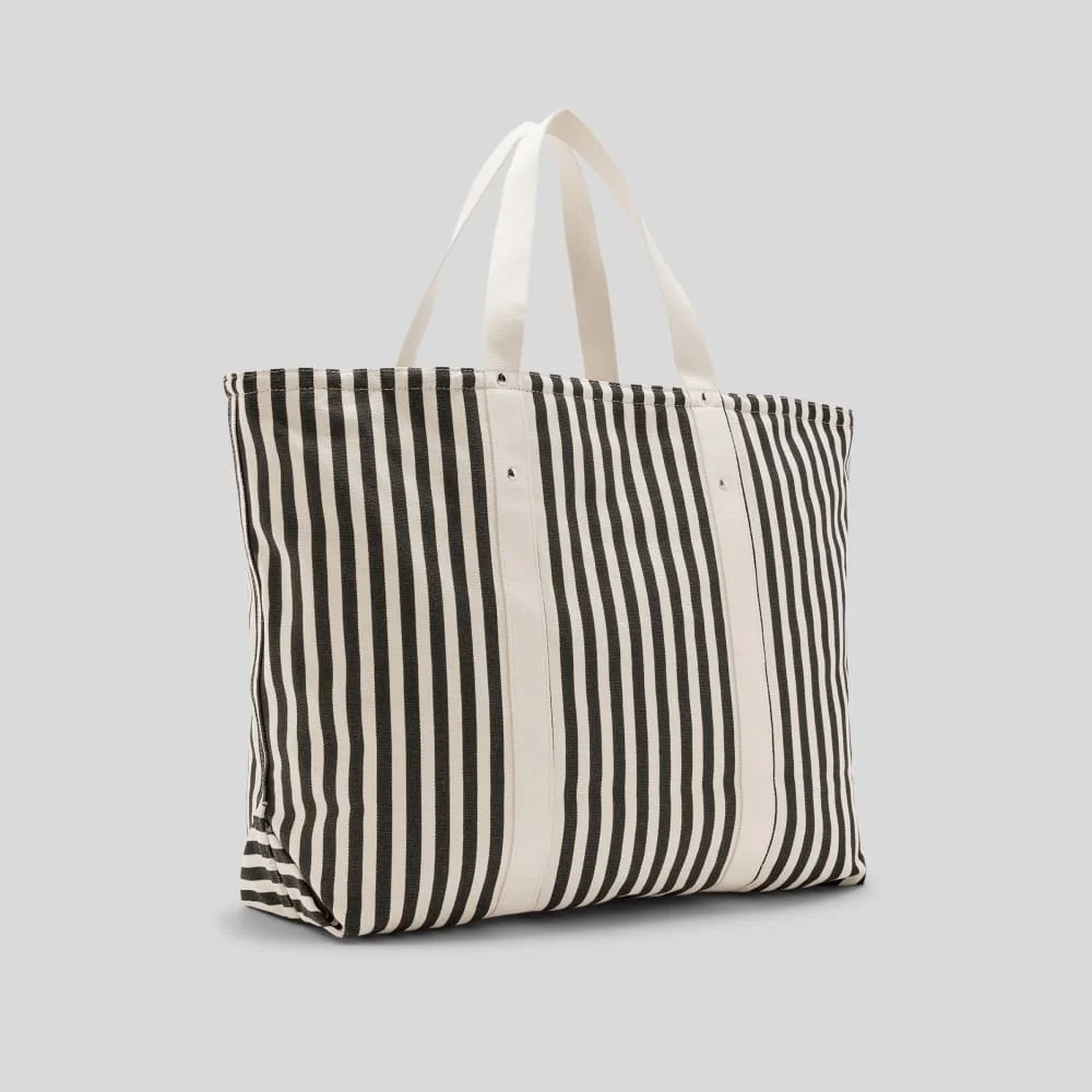 The Organic Canvas Weekender | Black / Bone (3)