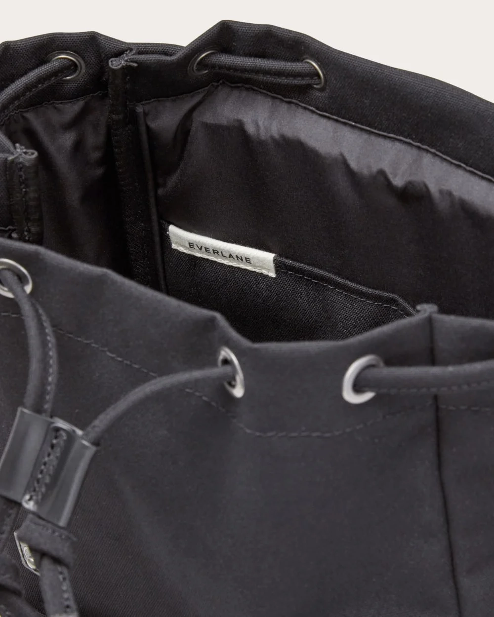 The Canvas Backpack | Black (4)