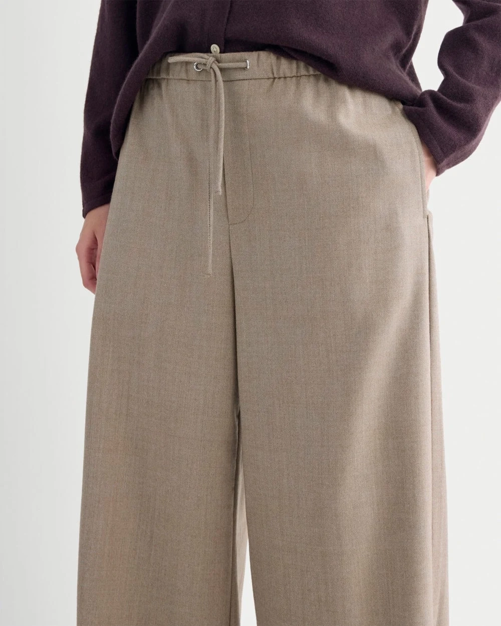 The Pull-On Trouser in Tailor Twill | Light Taupe (2)